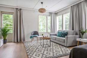 SleepWell Apartments Allinkatu with private sauna and parking Turku